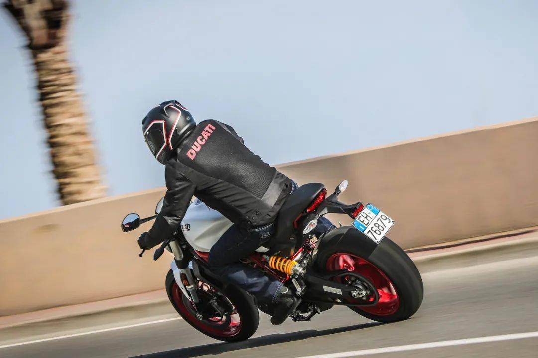 性价比之选 杜卡迪797