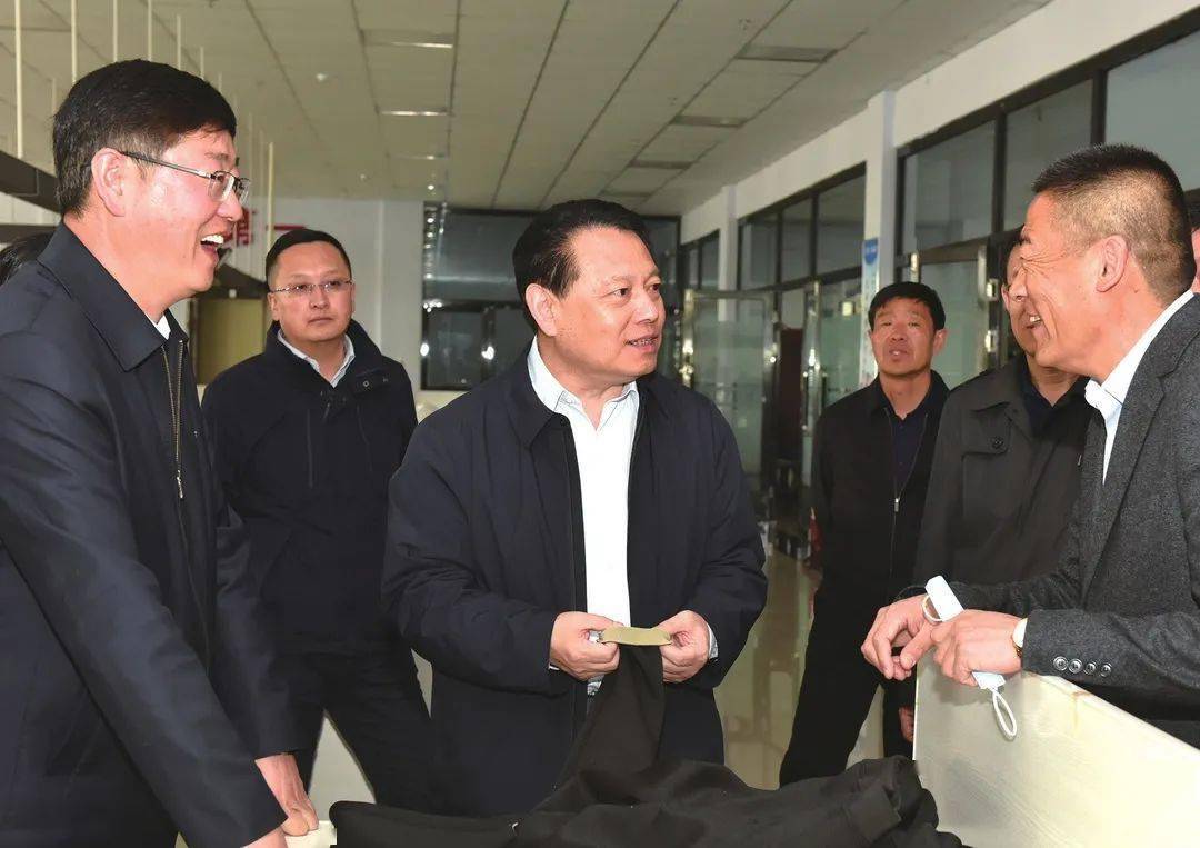 隋维钧深入化德县调研时强调深入践行绿色发展理念推动经济社会发展