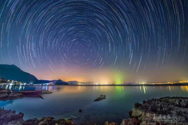 山川湖泊,星辰大海图片