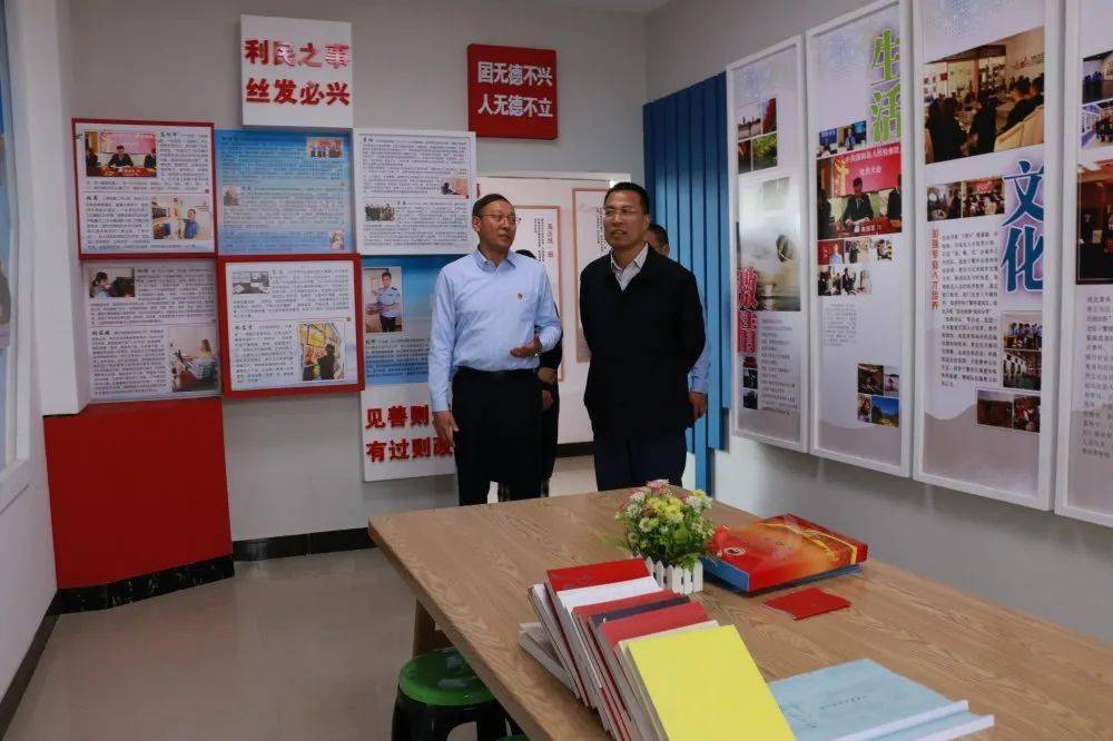县长杨二喜,县委常委,政法委书记胡国柱等领导,分别到固阳县检察院