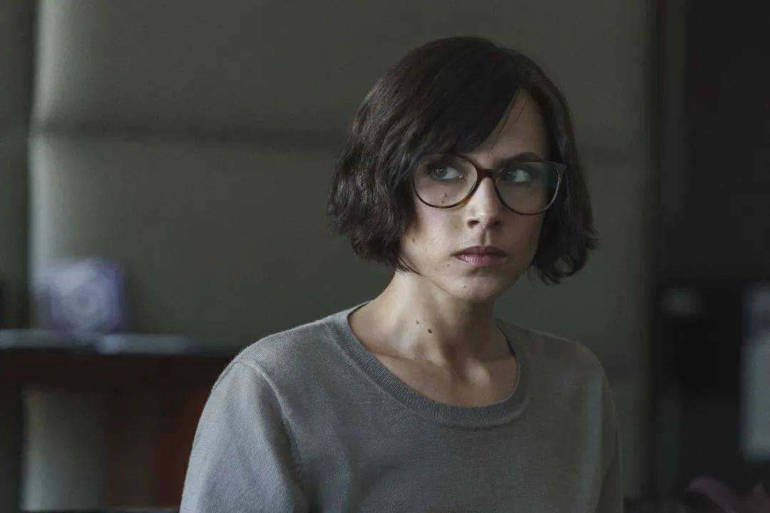 看不见的客人原班人马又把拿手的反转玩出了新花样