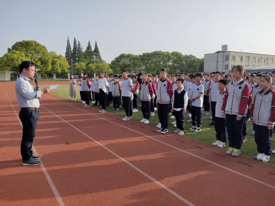 港城学校将这项主题教育落到实处_减灾
