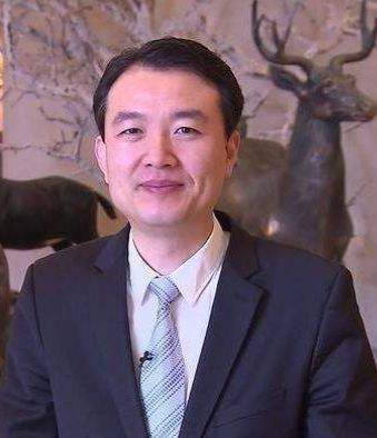 18岁入行,从洗碗工做到标杆企业高管;36岁创立酒店管理咨询公司,打造"