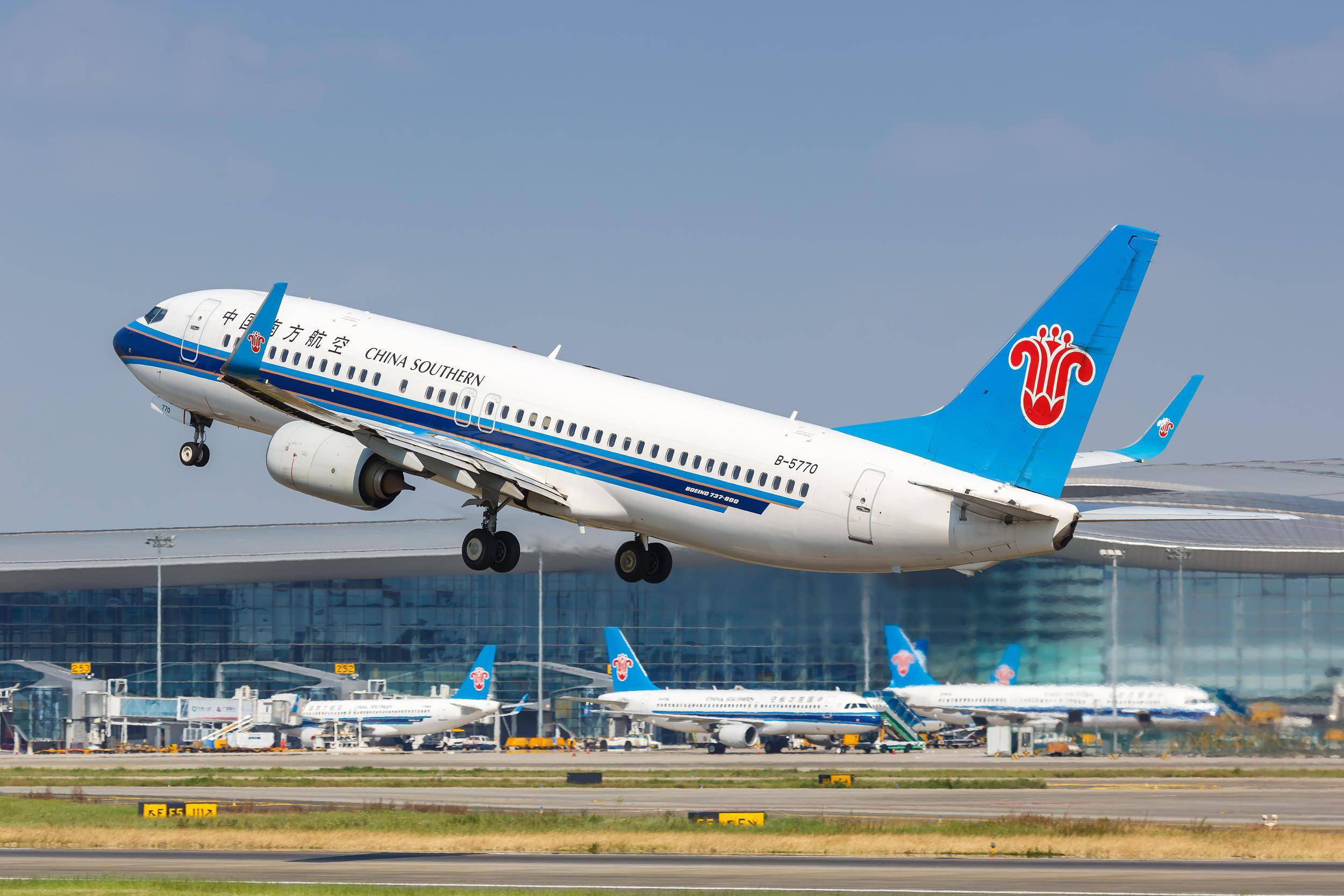 飞机上也能刷视频了民航局将大幅提升机上网速接入5g网络