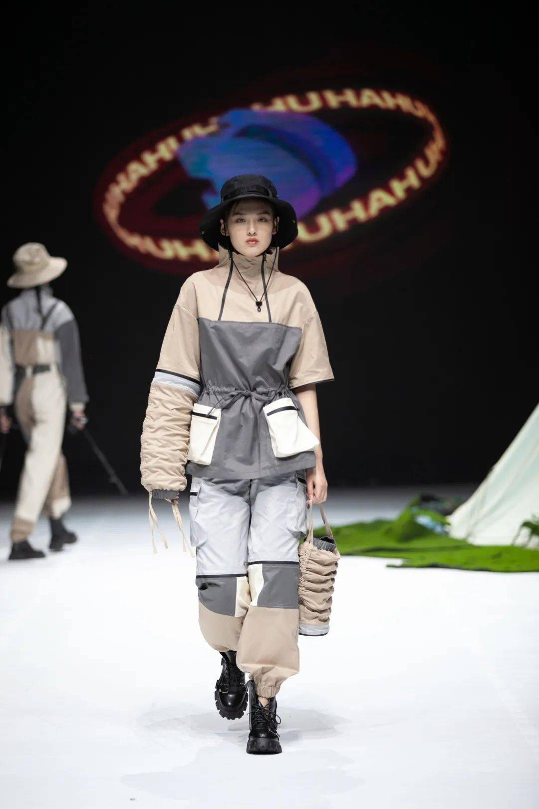北京服装学院2021针织运动戏剧专业毕业设计作品发布