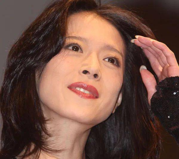 昭和第一歌姬中森明菜出道40周年纪念正主却失踪了