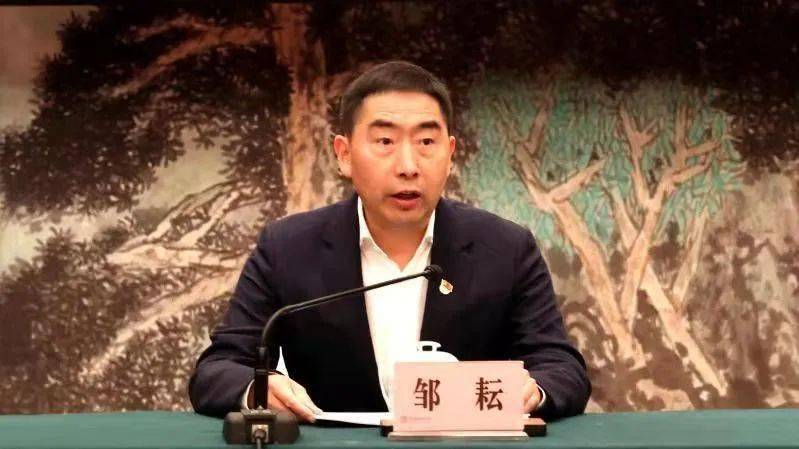 全市信访系统学党史践初心先进典型宣讲会举行