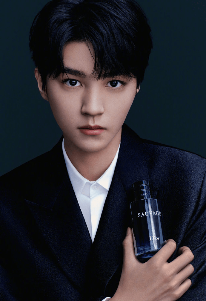 dior正式宣布王俊凯成为迪奥中国旷野男士香水系列代言人