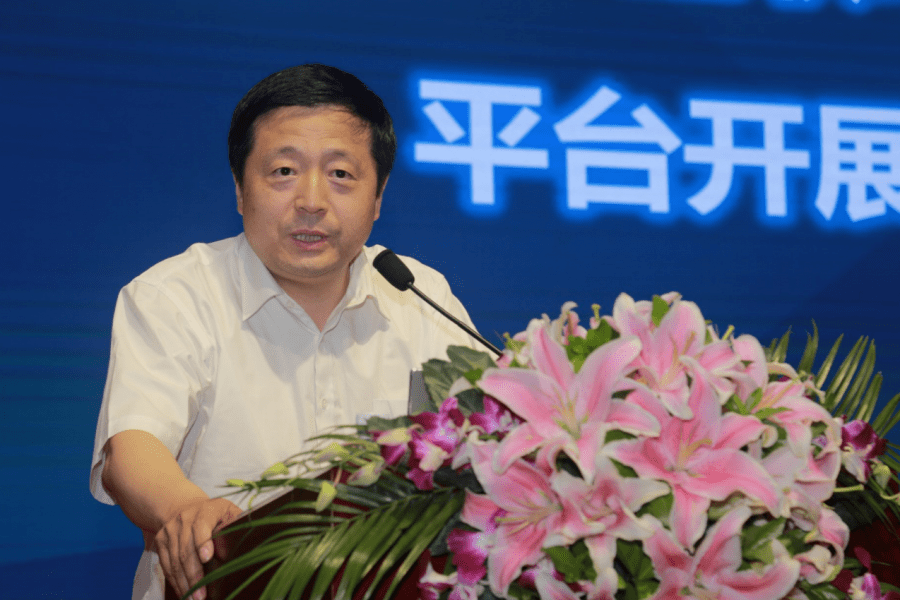 关注梁万年高质量发展路不在增量在存量