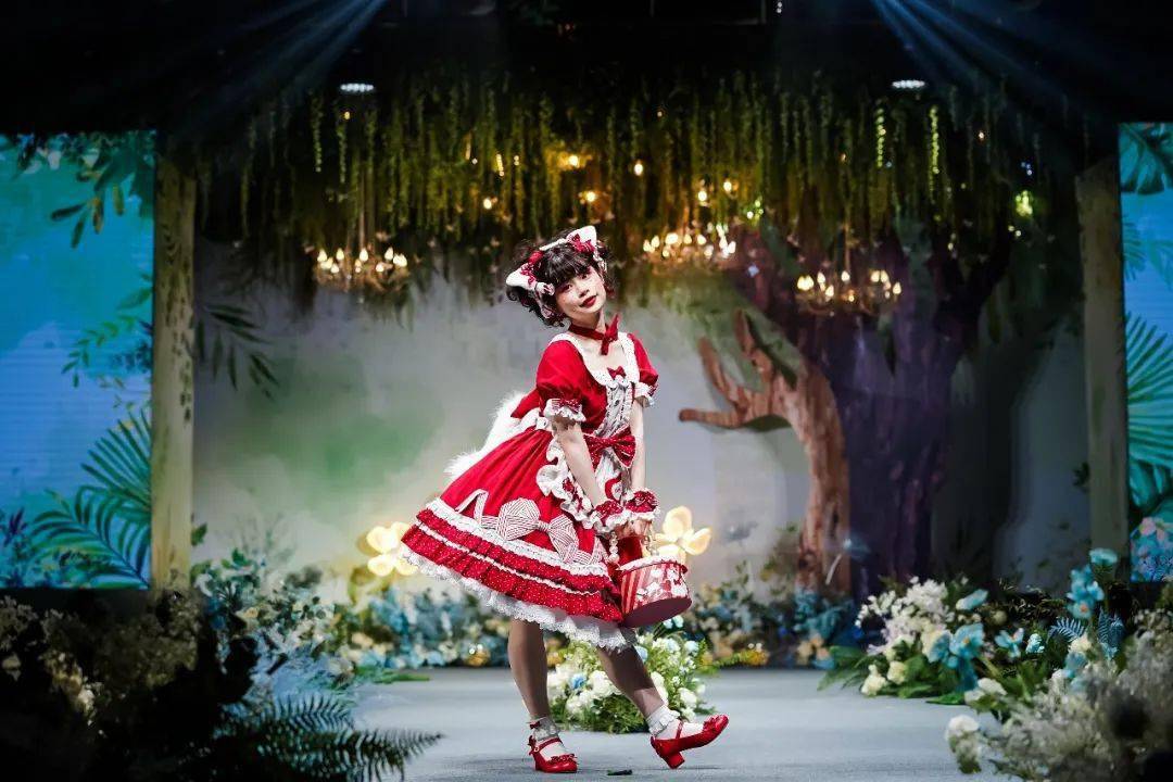lolita秀场茶会梦幻回顾丨编织一张lolita少女的捕梦网