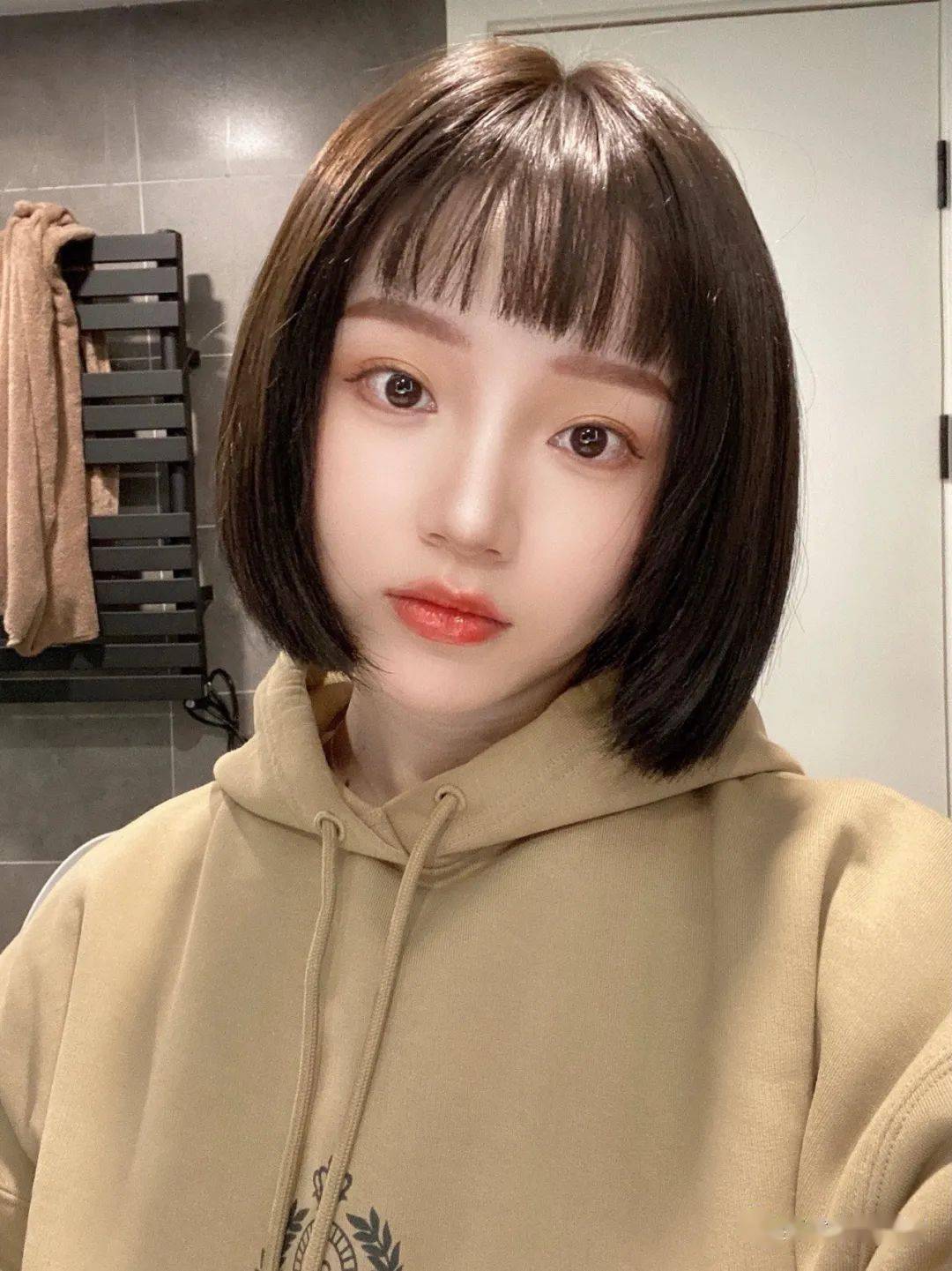 女生头发型2021刘海图片