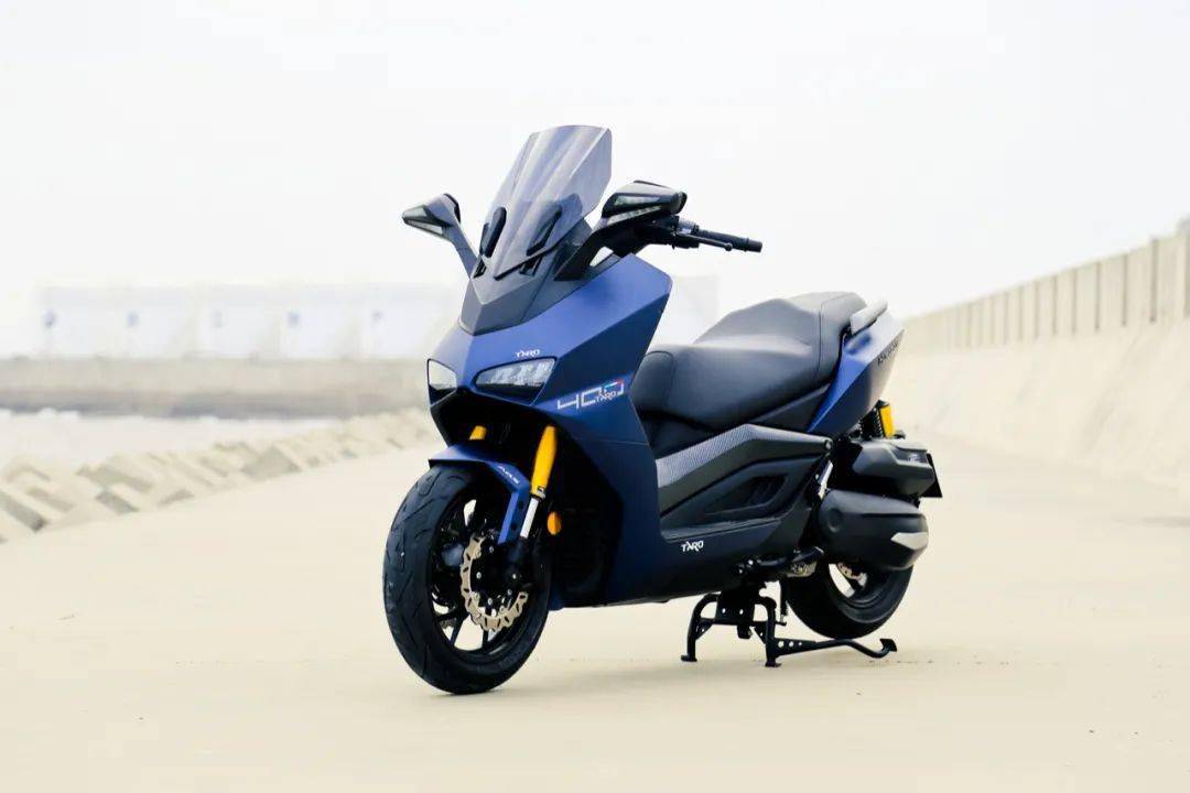 23980元台荣发布单缸水冷踏板探路者tr400