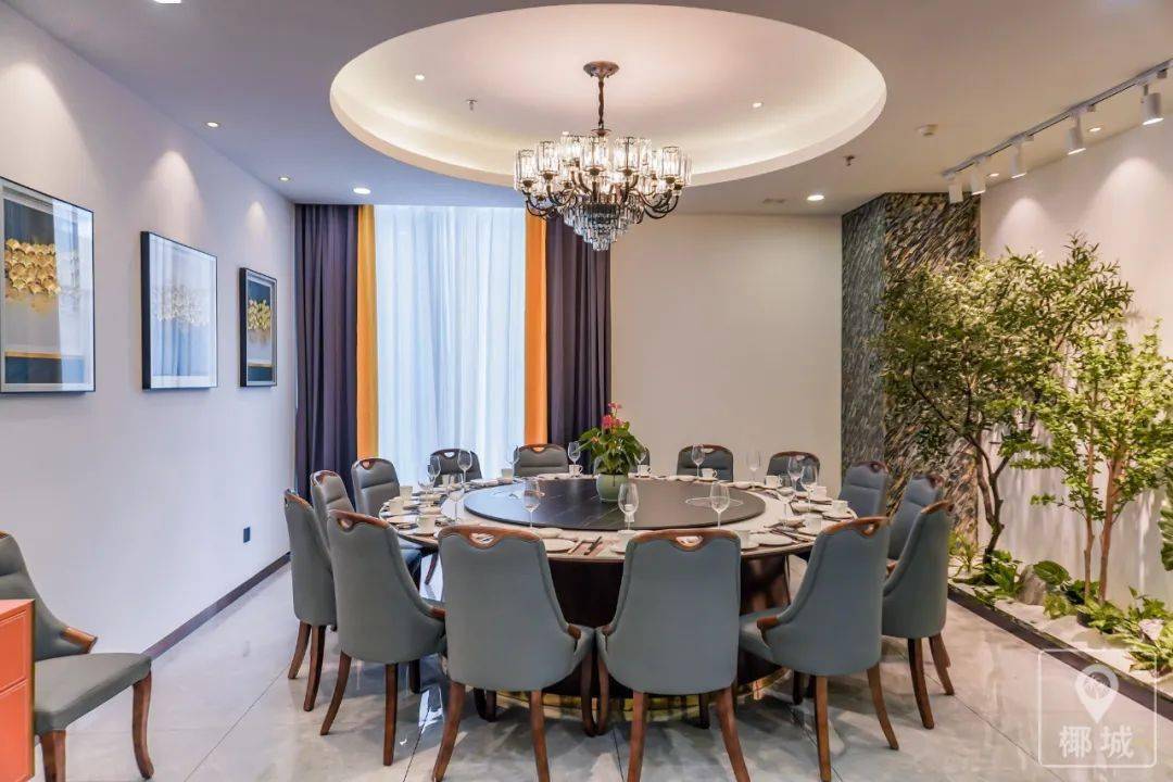 海口这家坐拥1500㎡の粤菜酒楼高端接待必选20主题包厢吃饭还能唱歌