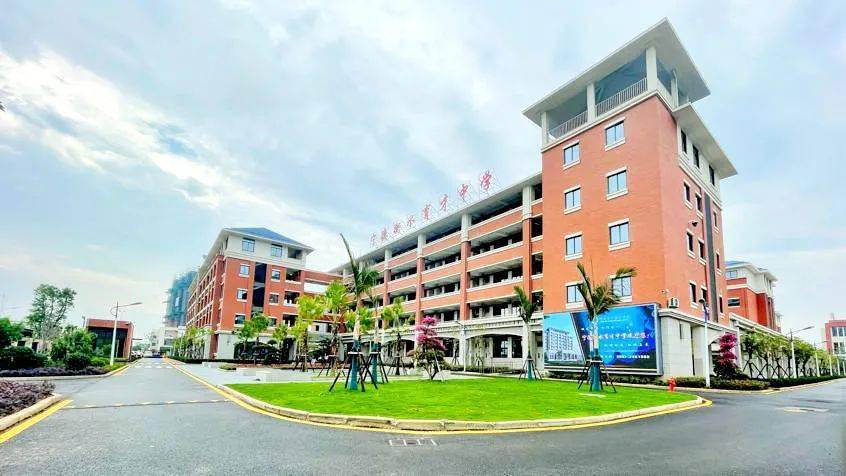 宁德衡水育才中学揭牌计划今年秋季招生