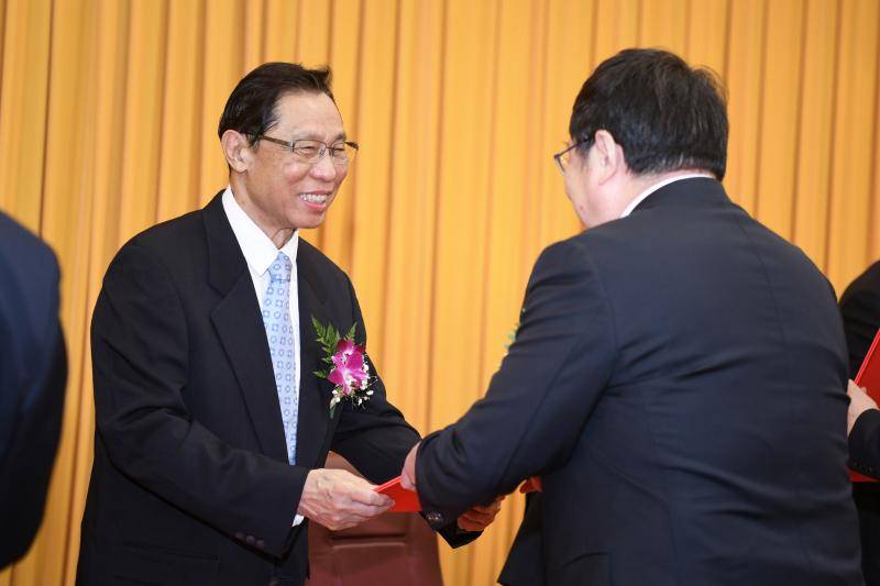 防控|全省科技创新大会召开 颁发2020年度广东省科学技术奖