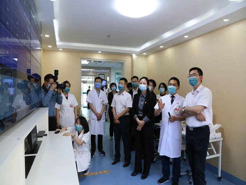 市卫生健康委领导到马家堡社区卫生服务中心调研社区卫生健康工作