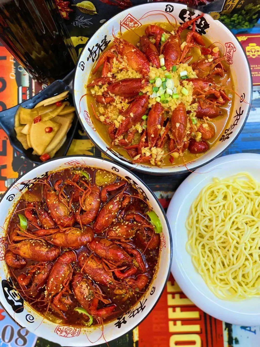 位出道"南京龙虾馆门市价224元的『南京龙虾馆小龙虾套餐』现在仅需