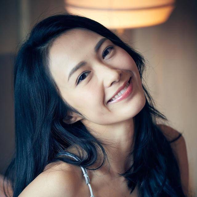 临盆在即被指见不到老公怨气大英皇小花汤怡获其维护仍然温柔