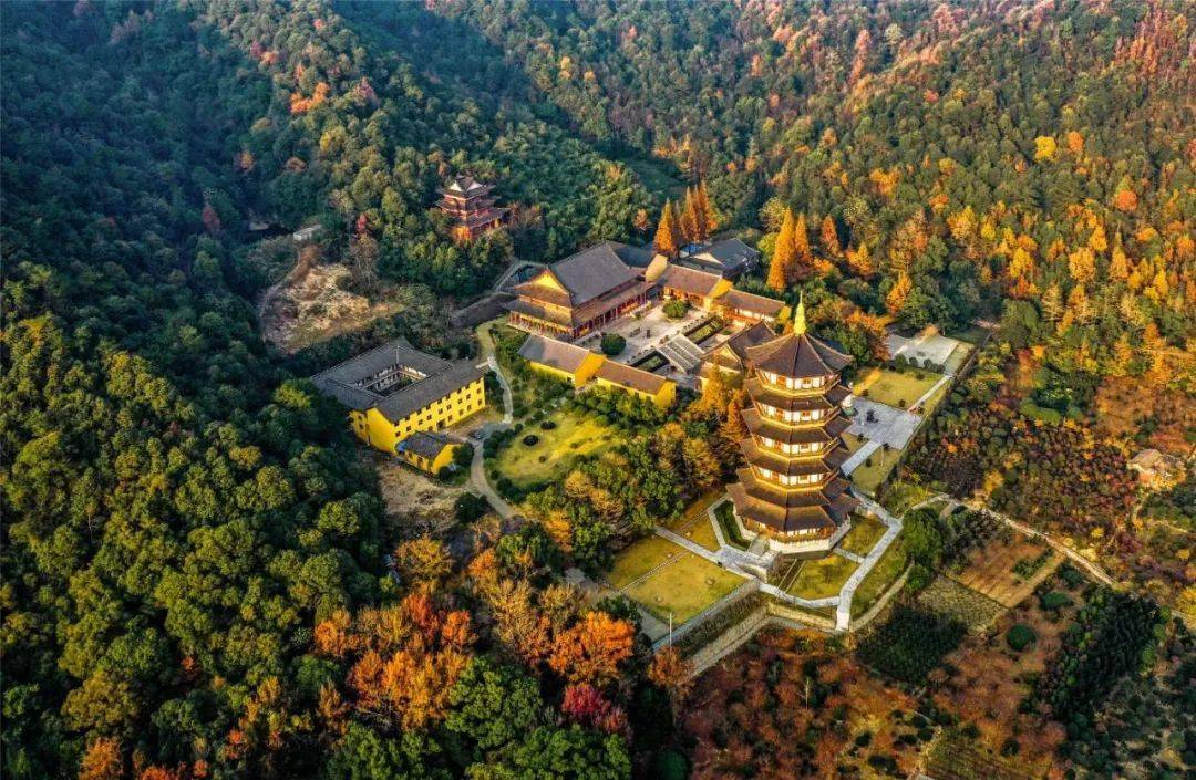 瑞岩禅寺」浙东古刹瑞岩禅寺,4a级国家森林公园,位于宁波市北仑区