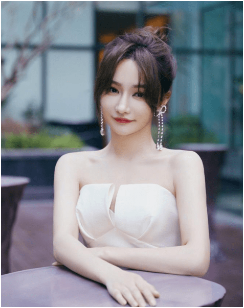 "miss大小姐韩懿莹"这一个名号想必许多朋友应该都非常清楚了,在2021