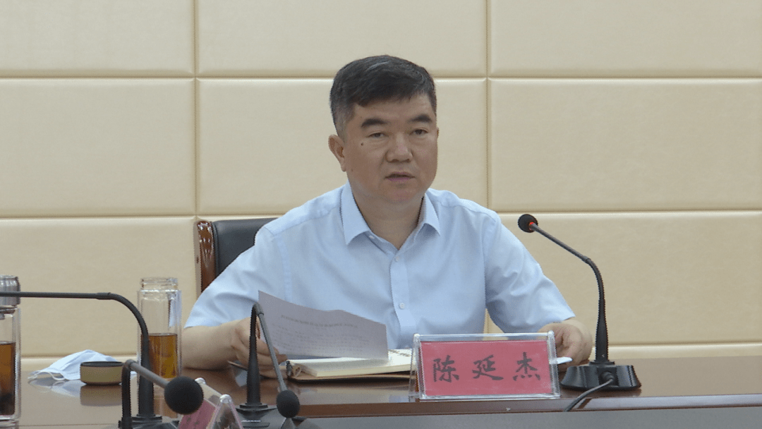 实地观摩结束后,召开现场部署会观摩现场,古冶区委书记延杰书记对检查