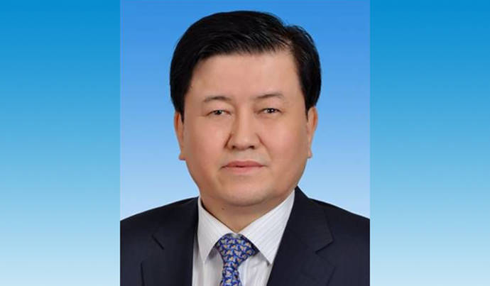新疆伊犁原州长库尔玛什·斯尔江任自治区人大常委会党组成员_塔城