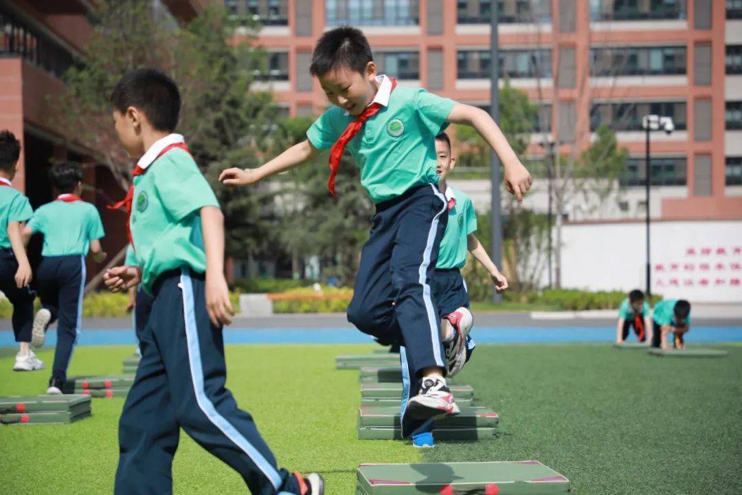 小学体育游戏课视频(小学体育游戏课视频教程)