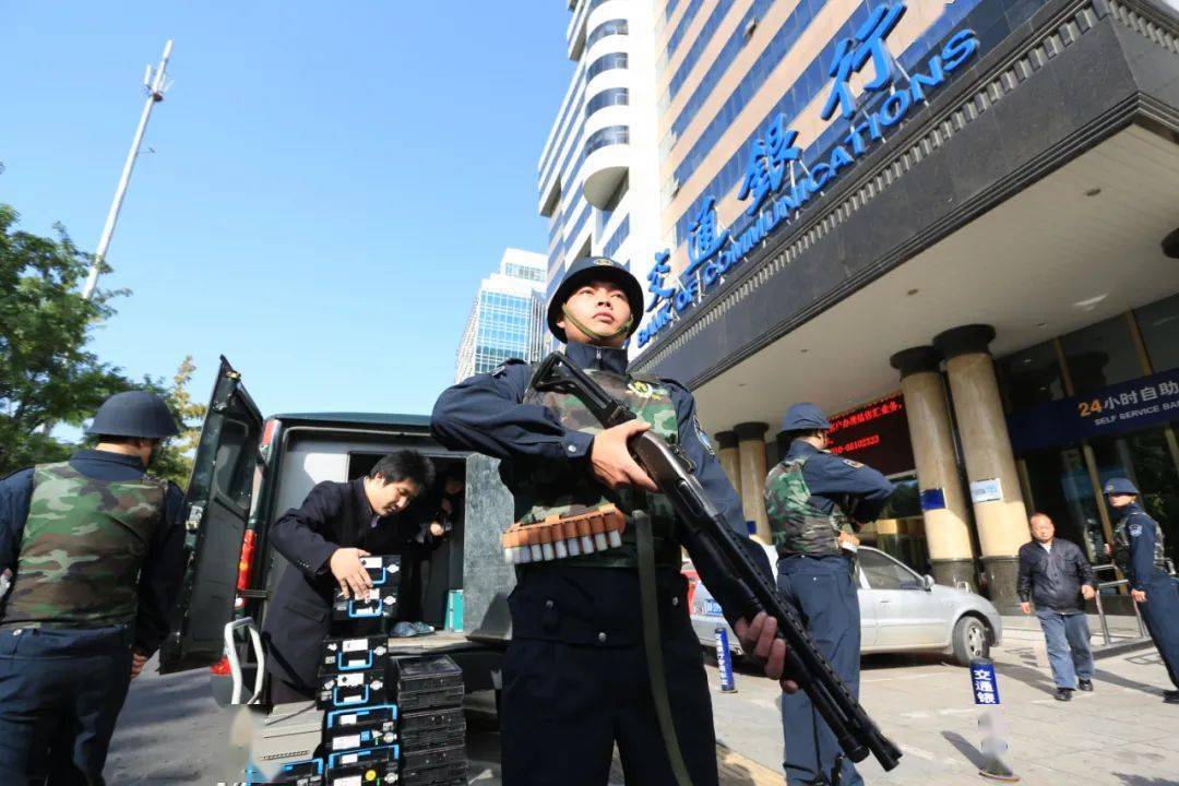 走近京城"镖局":平安押运12亿公里_陈康崇