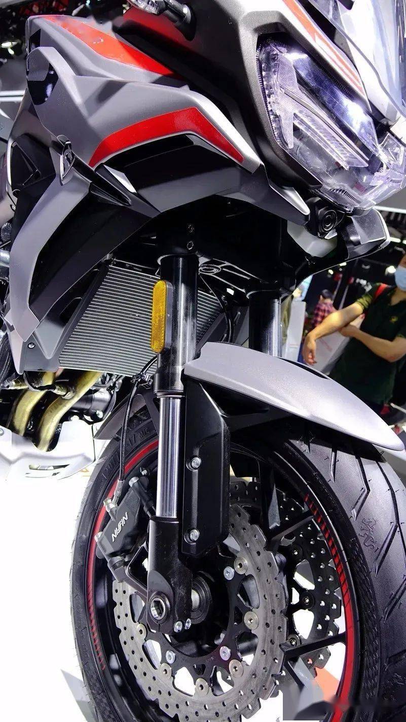 旗舰多功能休旅rx6上市,北京摩展宗申展台刷新骑行新体验