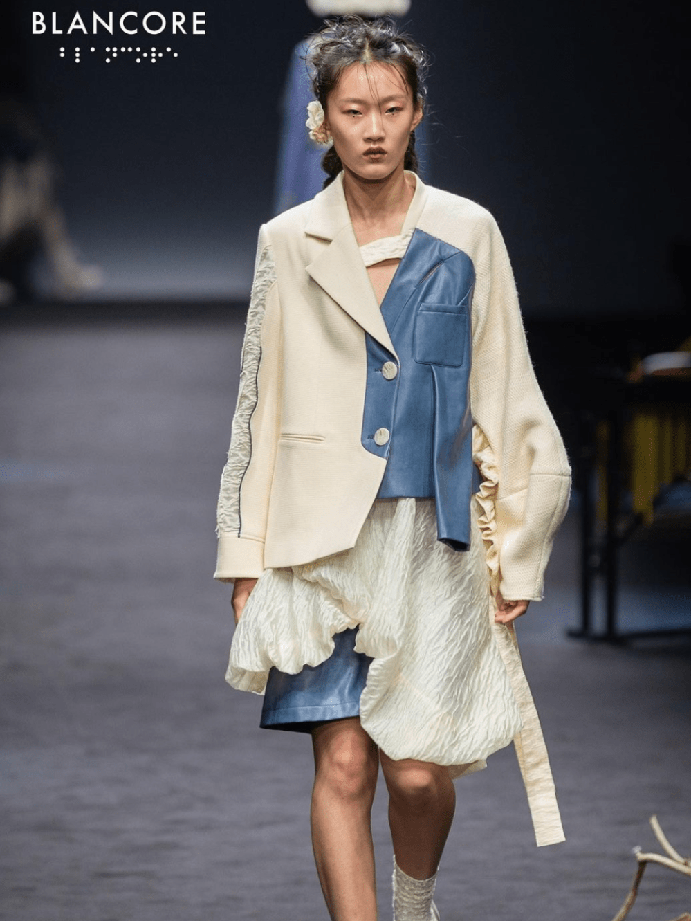 别再一本正经地穿衣了!