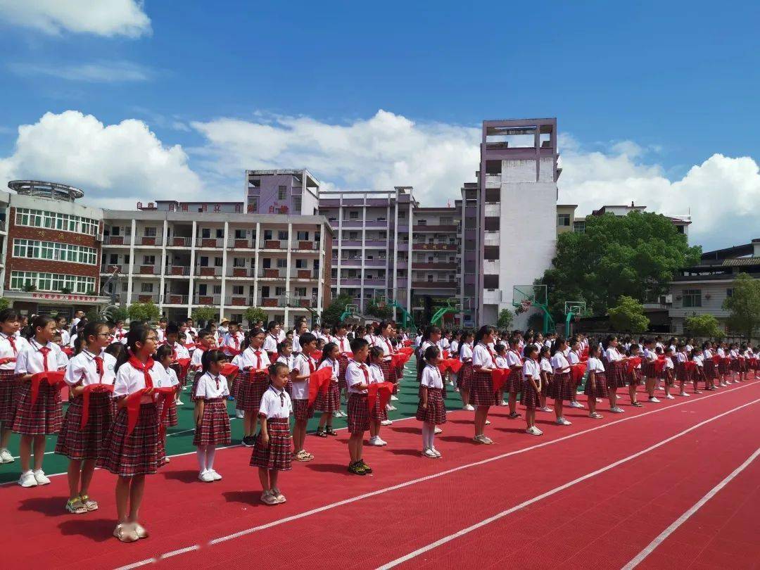 上栗县栗江小学图片