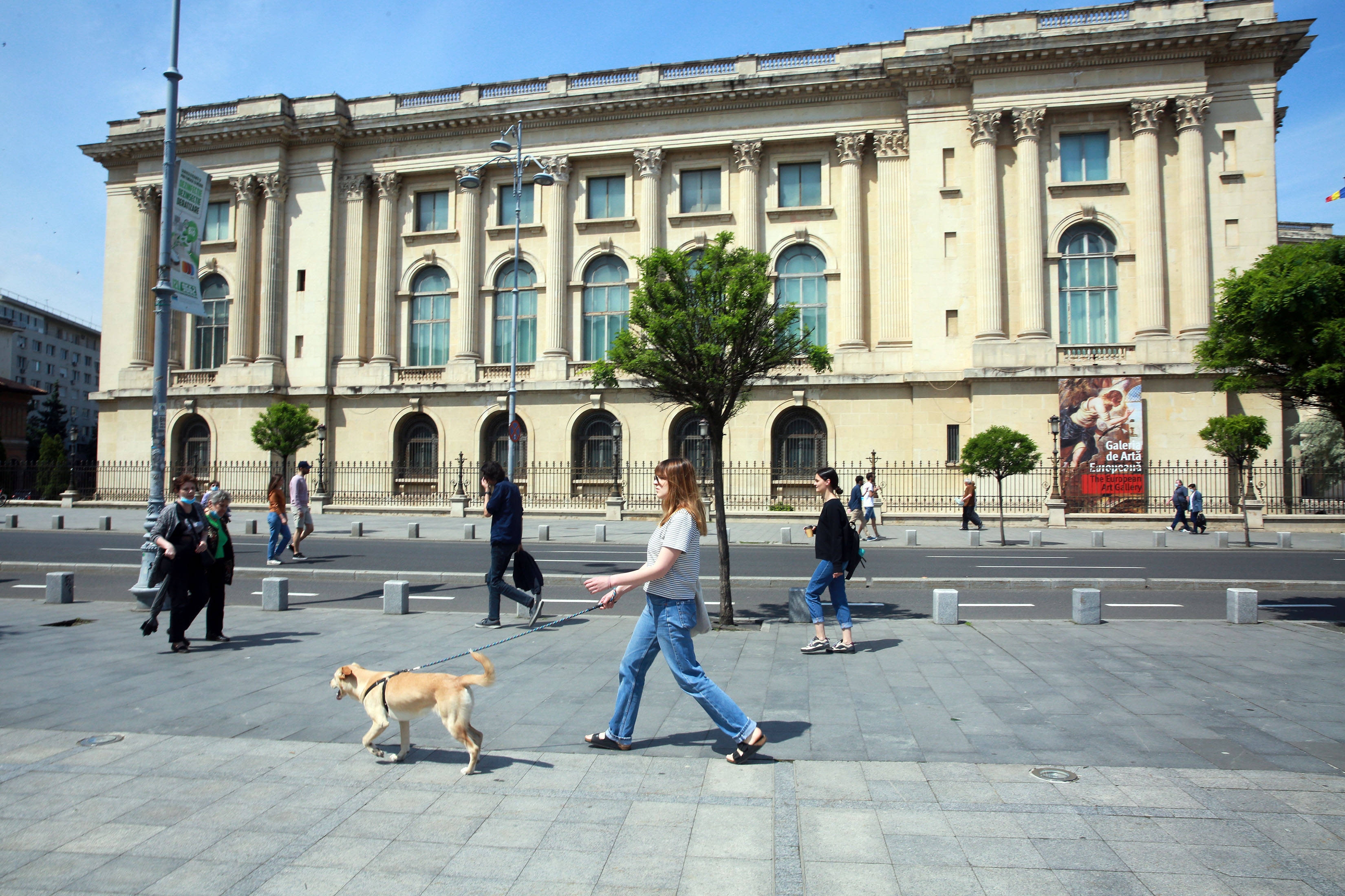 疫情下的罗马尼亚首都市中心步行区