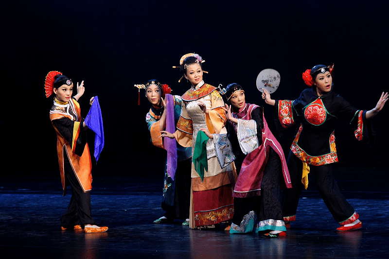 顺德之夜|舞剧《十里红妆·女儿梦》,江南女子一生中最唯美精致的"梦"