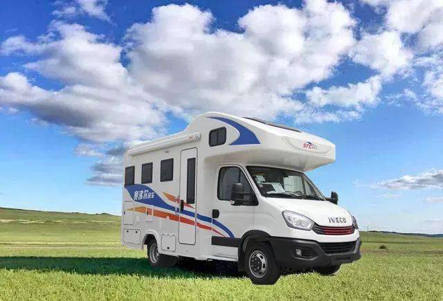 家庭旅行首选丨赛沸尔c型双拓展房车让您尽情享受温馨舒适的亲子时光