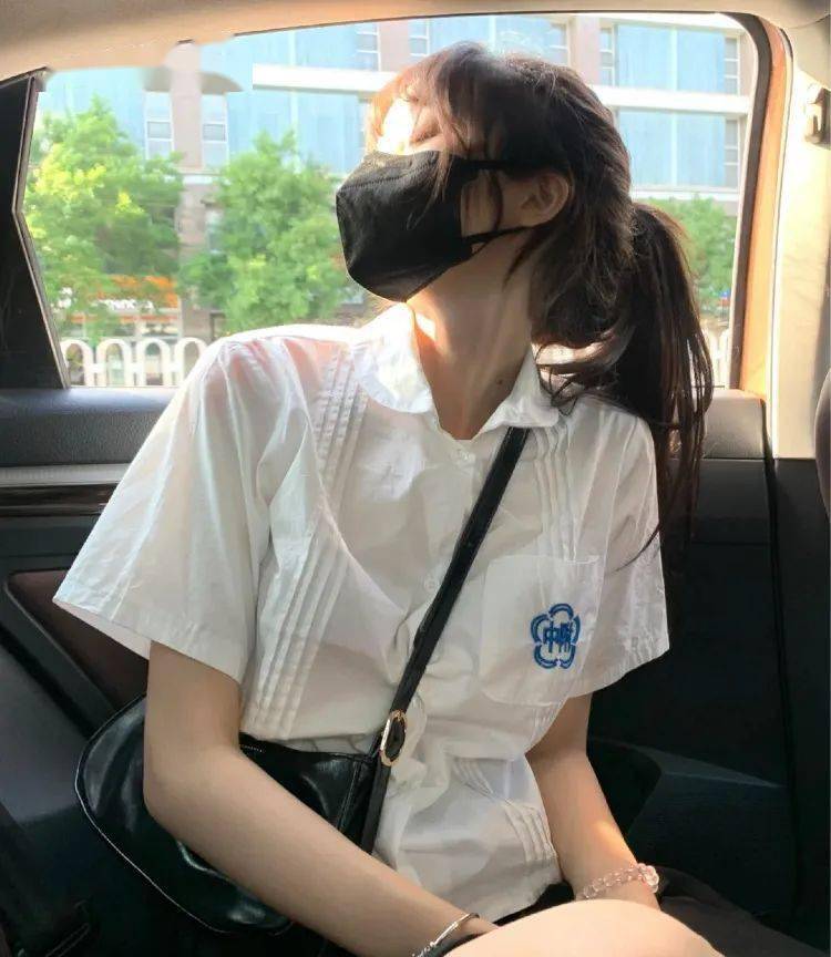 e2c08058e0714b3799beb8c6684c82f0.jpeg