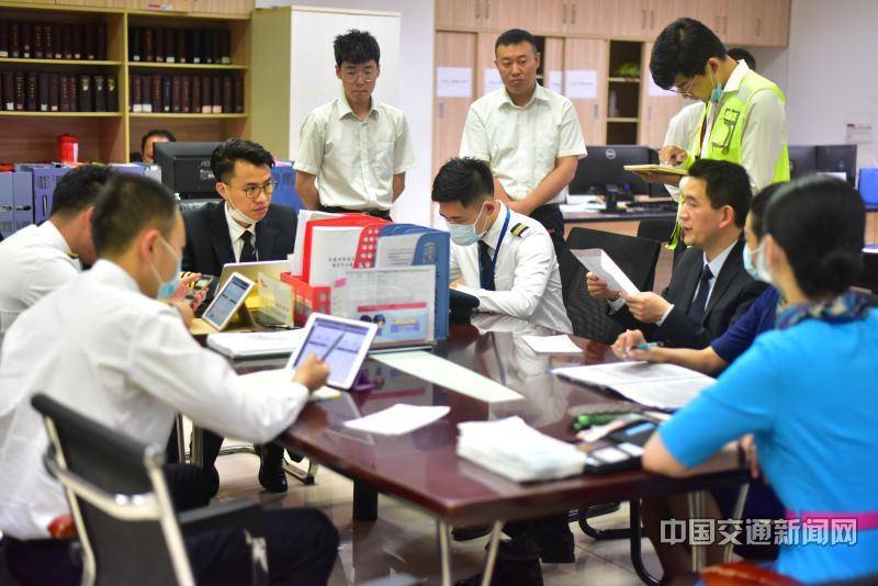 试飞|交通运输部主管中国交通报社主办