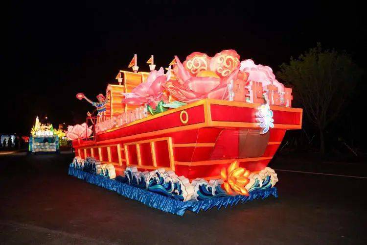 每一辆花车都有独到设计 揭秘花博会花车巡游背后的故事 上海