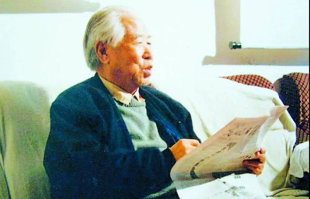 倾听历史的回声新华颂公木诗文选出版