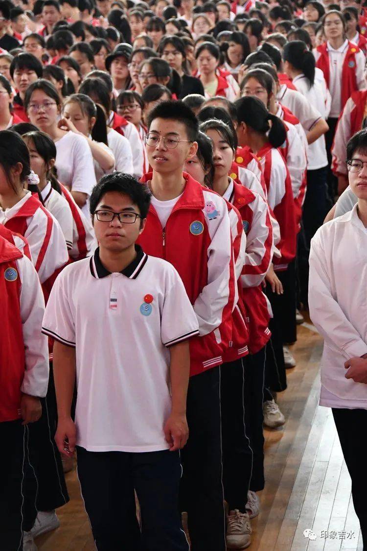 黄沙百战穿金甲 不破楼兰终不还一一吉水二中召开高考动员大会