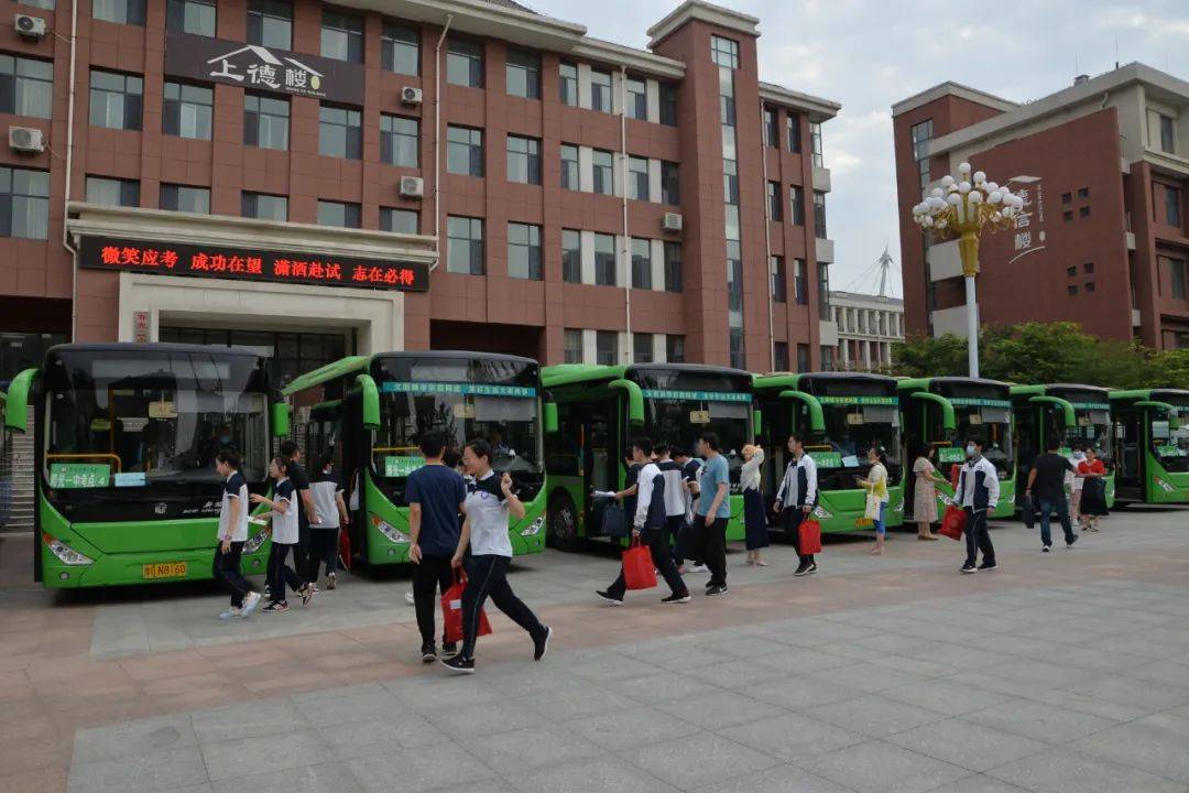 重要时刻11378名考生走进考场共380个标准化考场寿光中学,寿光五中四