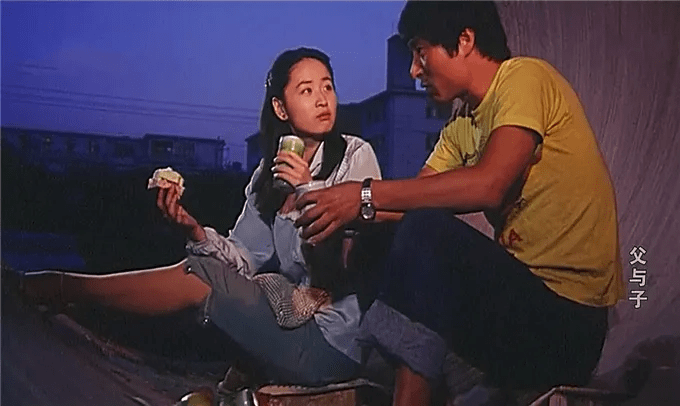 《父与子》35年:陈强陈佩斯主演,女主是《绝代双骄》的"邀月"_电影