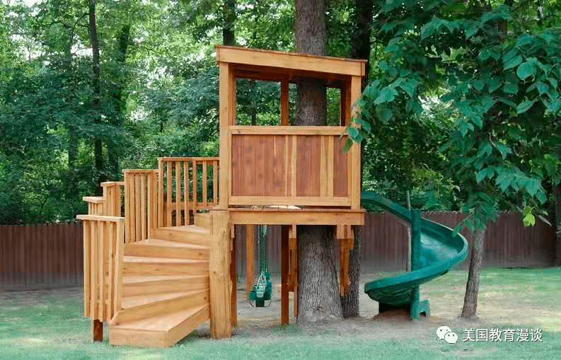 (图片来自网络,大概是这样的树屋,并非邻居家的真实树屋)