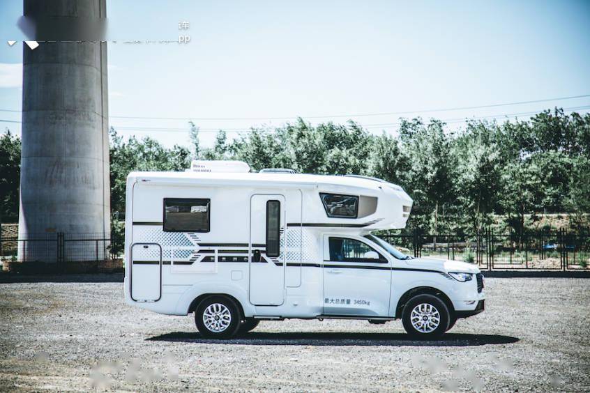 自由炮b款房车 ca36641799564c68942863a96dc1bdbd.jpeg