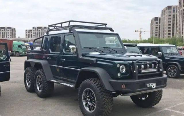 超6米的越野车 搭载2 3t 250马力 六轮驱动越野中的 黑马 国产