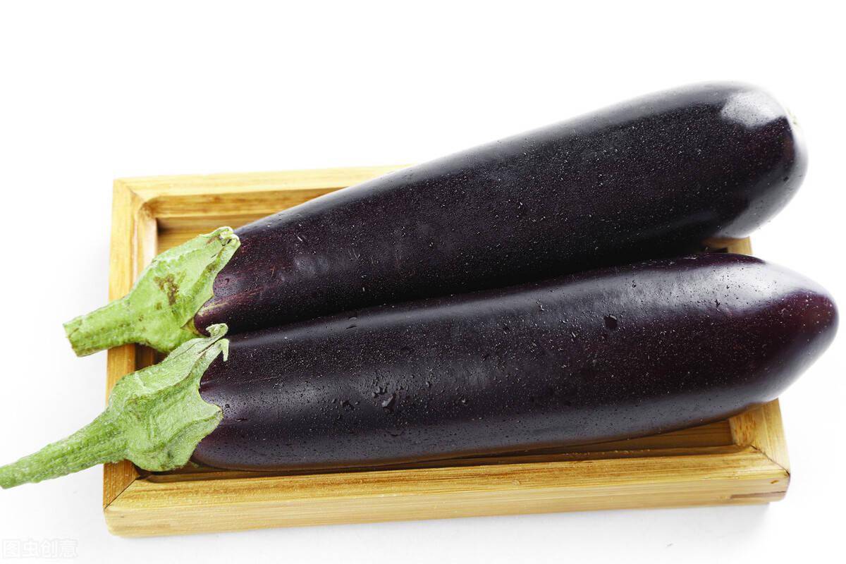 长茄子弯的好还是直的好?营养味道差别大,买错不好吃,别不懂_口感