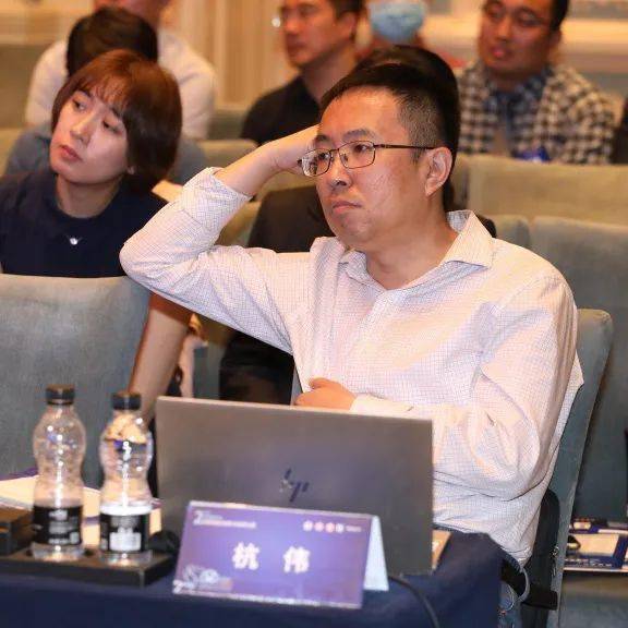 大赛邀请了张秋航教授,刘钢教授以及中山大学附属第一医院史剑波教授