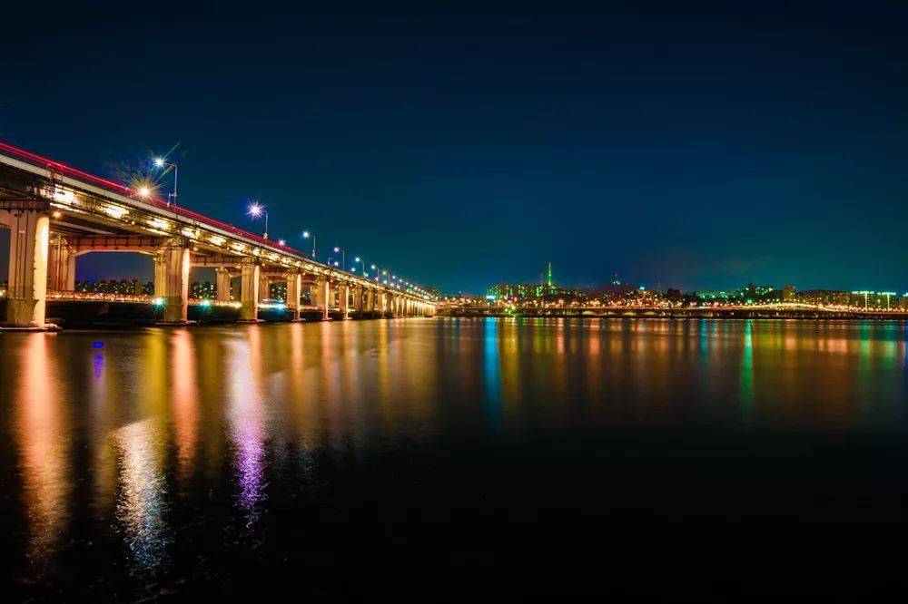 乘地铁游首尔之汉江夜景