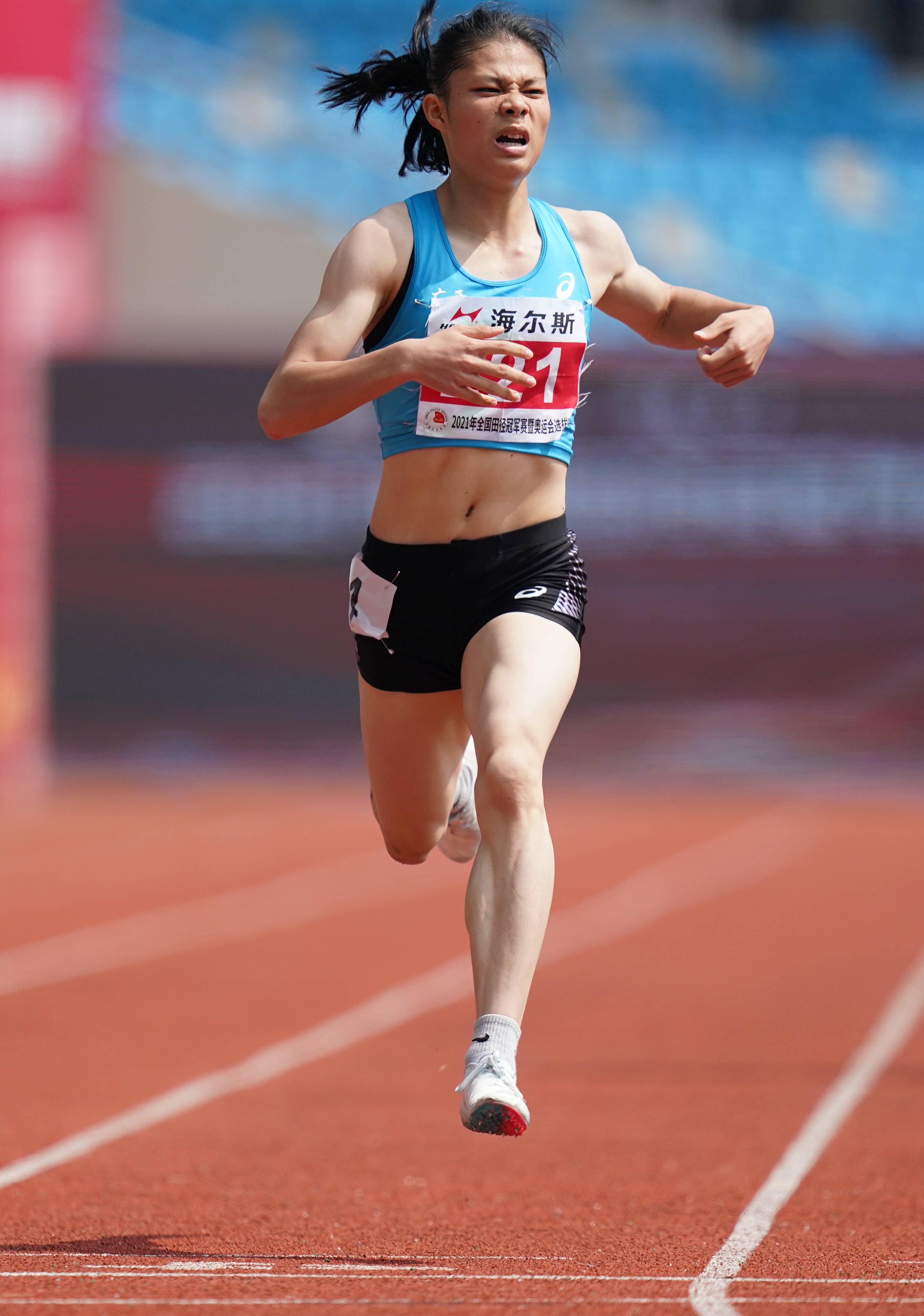 田径——全国冠军赛:刘国娟获女子400米冠军