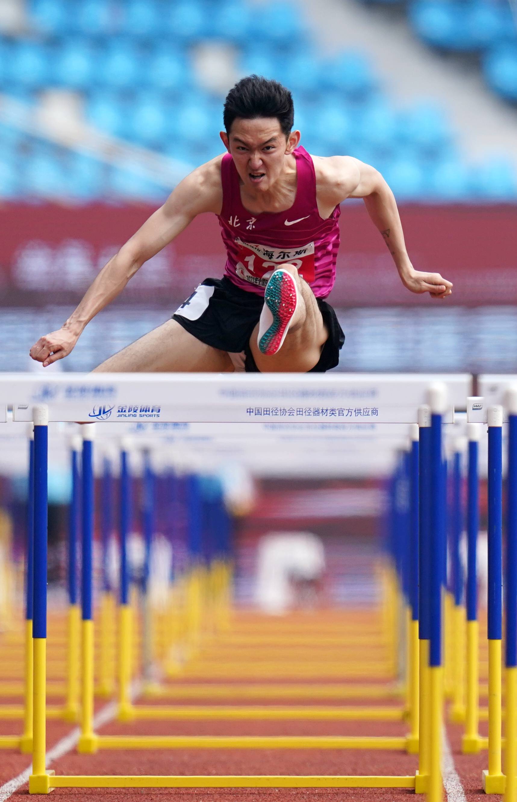 田径——全国冠军赛:男子110米栏预赛赛况