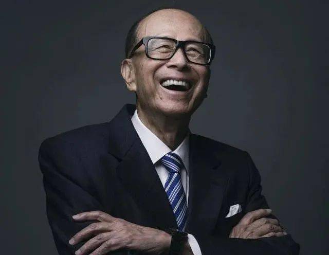 李嘉诚的财富构成 0b67d1fa1ecb47ea956fc039e65557b5.jpeg